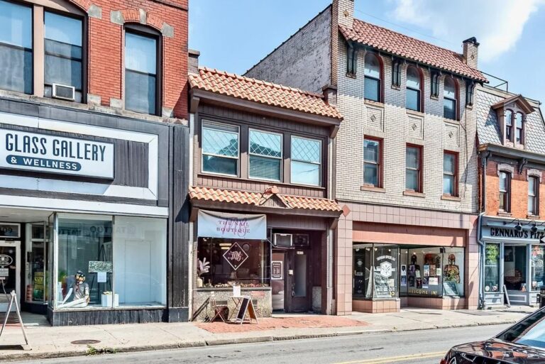 Glass Gallery & Wellness